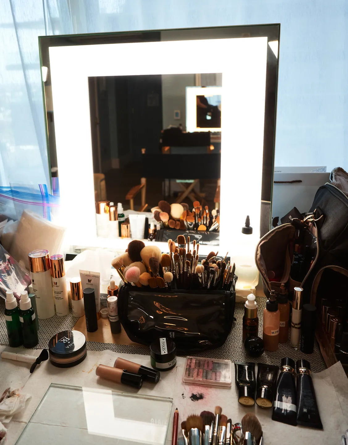 Red Carpet makeup with a Meira Home LUXe table-mounted in a Hollywood luxury residence