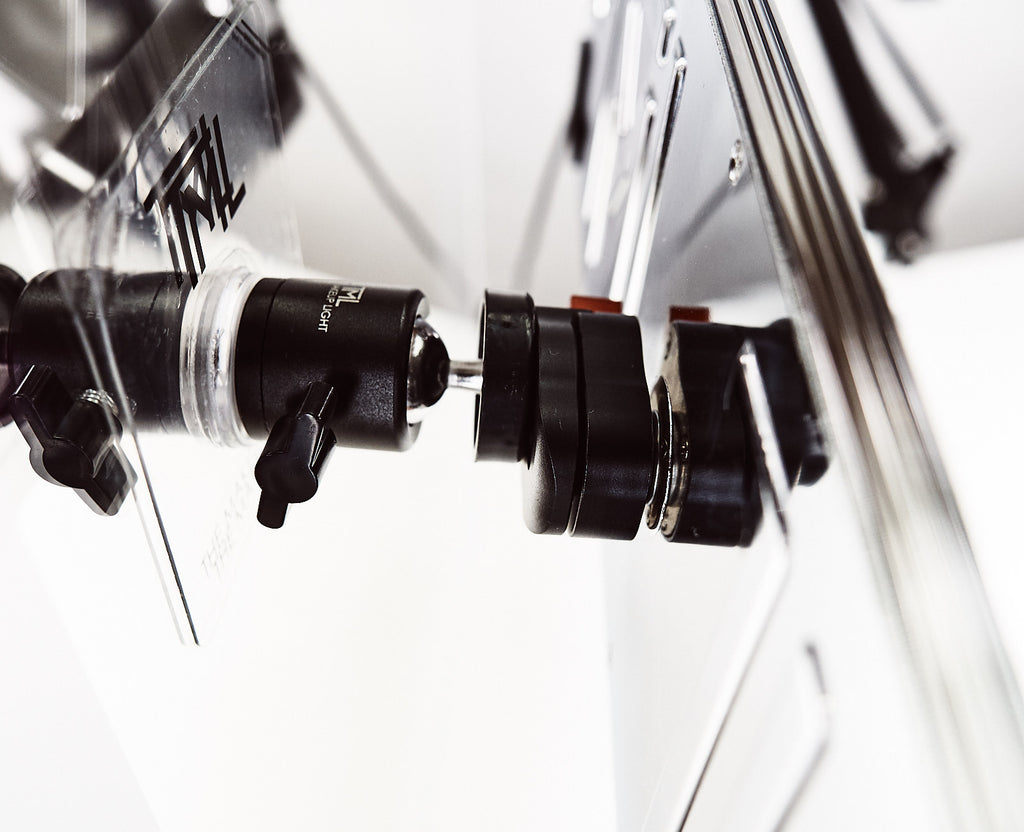 Eyelight Magic Kit - LED Light Panel - Luxury Lighting for Pros & Home - The Makeup Light