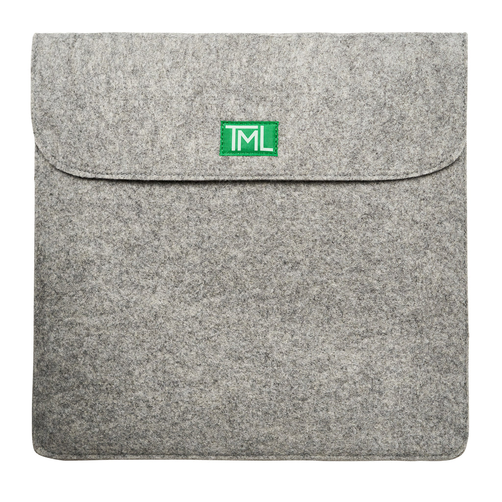 A closed Jet Light Pouch